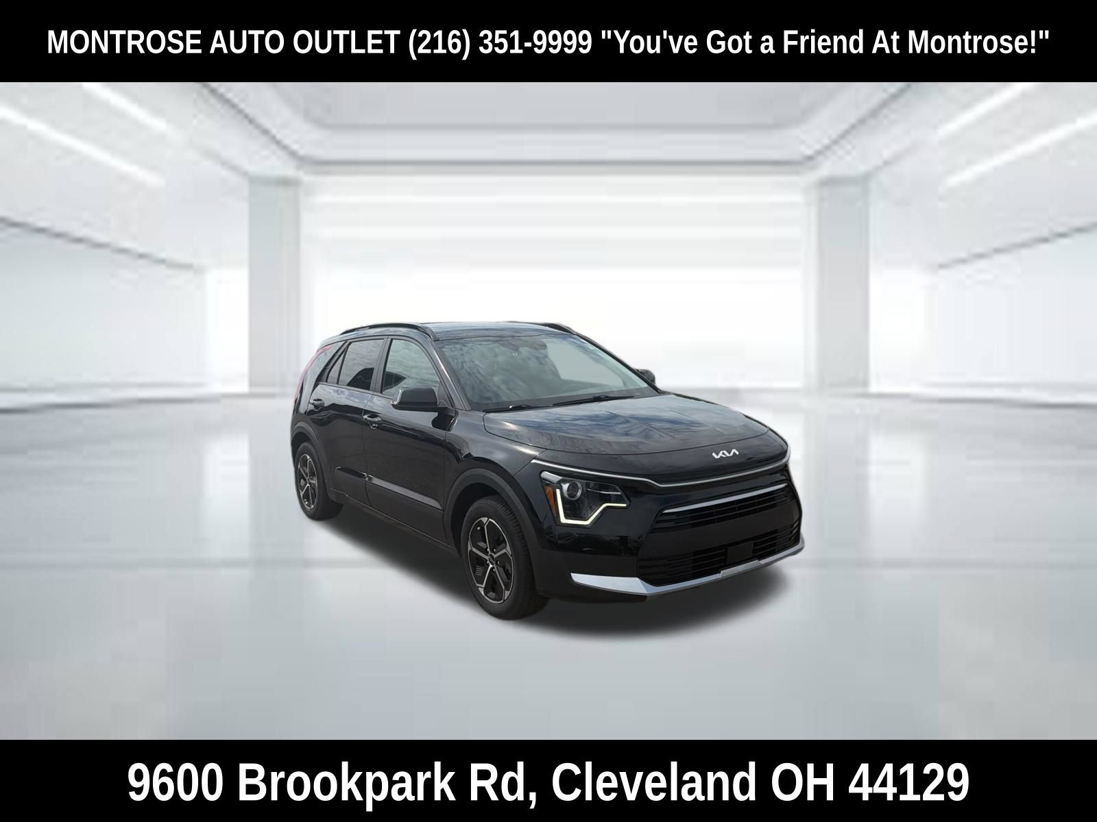 Used 2023 Kia Niro EX FWD image 3