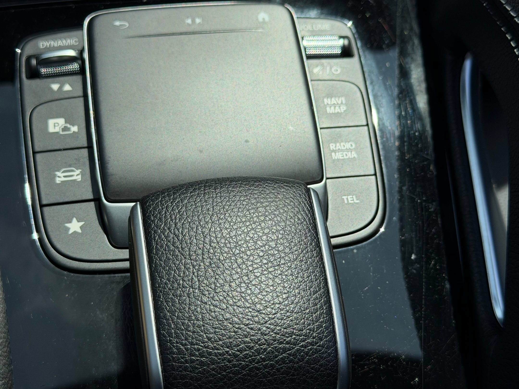 Used 2022 Mercedes-Benz GLS 450 4MATIC image 21