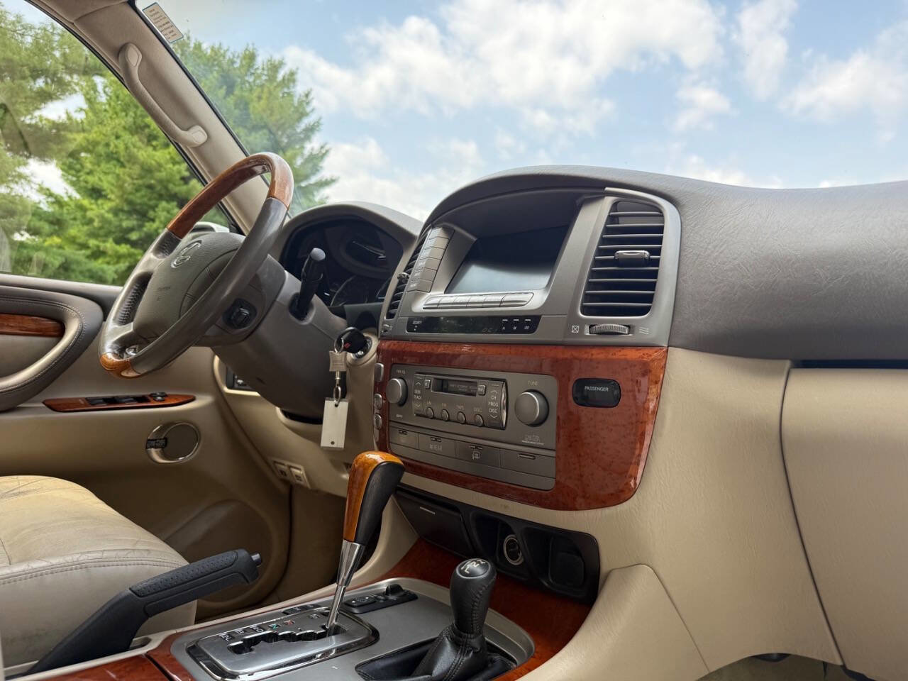 Used 2003 Lexus LX 470 4WD image 85