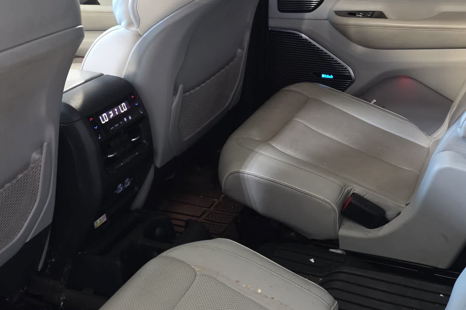 Used 2021 Jeep Grand Cherokee L Overland w/ Advanced Protech Group III AWD/4WD image 5