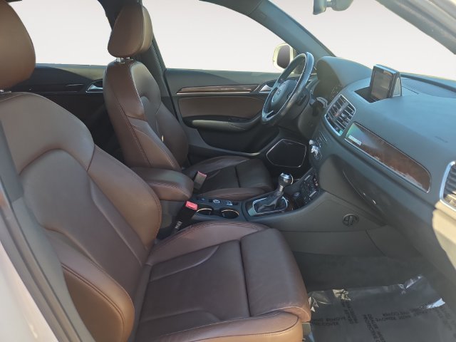 Used 2018 Audi Q3 2.0T Premium Plus w/ Premium Plus Package AWD/4WD image 15