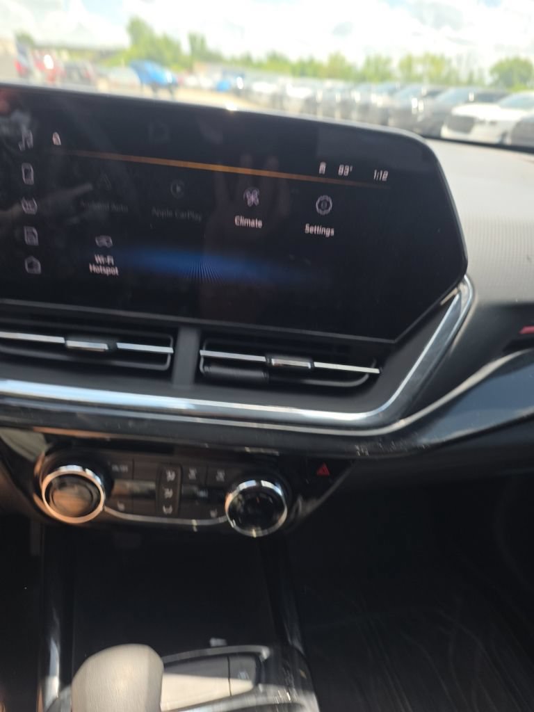 Used 2025 Chevrolet Trax RS w/ Driver Confidence Package FWD image 48