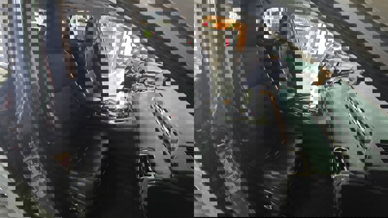 Used 2015 Lexus NX 300h AWD image 28