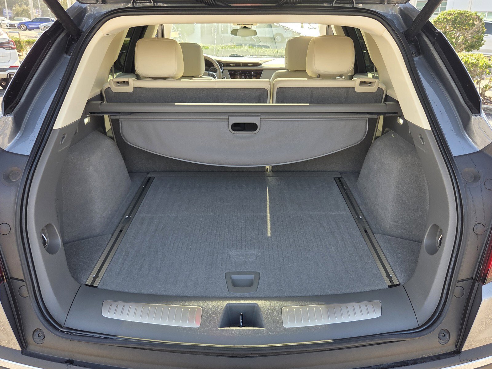 Used 2021 Cadillac XT5 Premium Luxury image 14