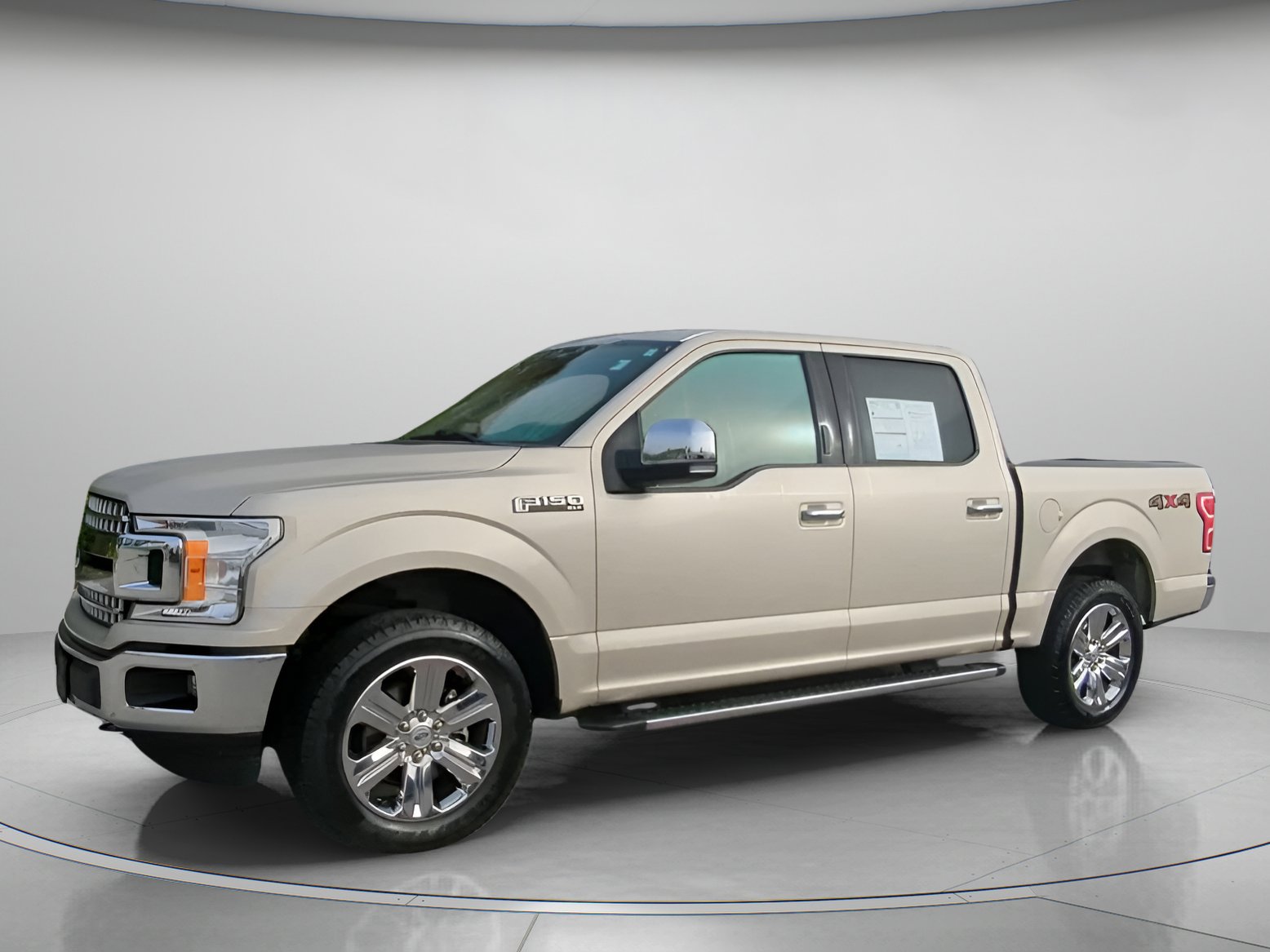 Certified 2018 Ford F150 XLT w/ Equipment Group 302A Luxury image 12