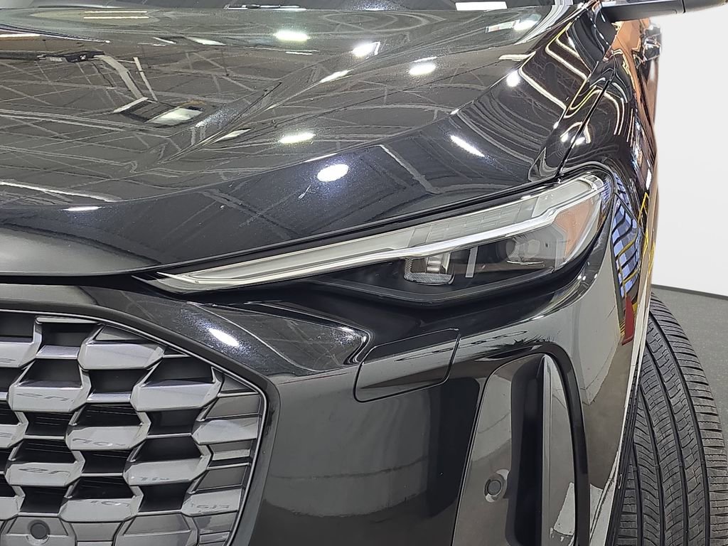 Used 2025 Audi Q5 Prestige image 34