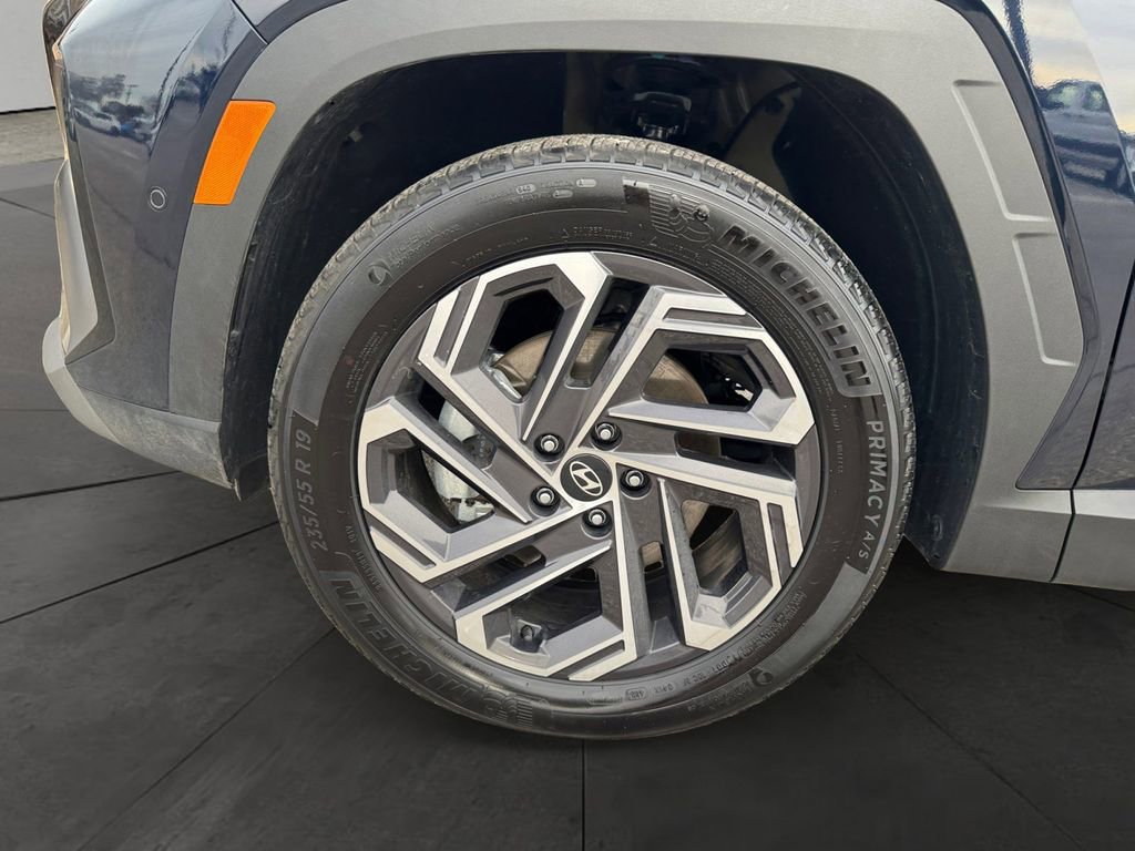 Certified 2025 Hyundai Tucson Limited image 14