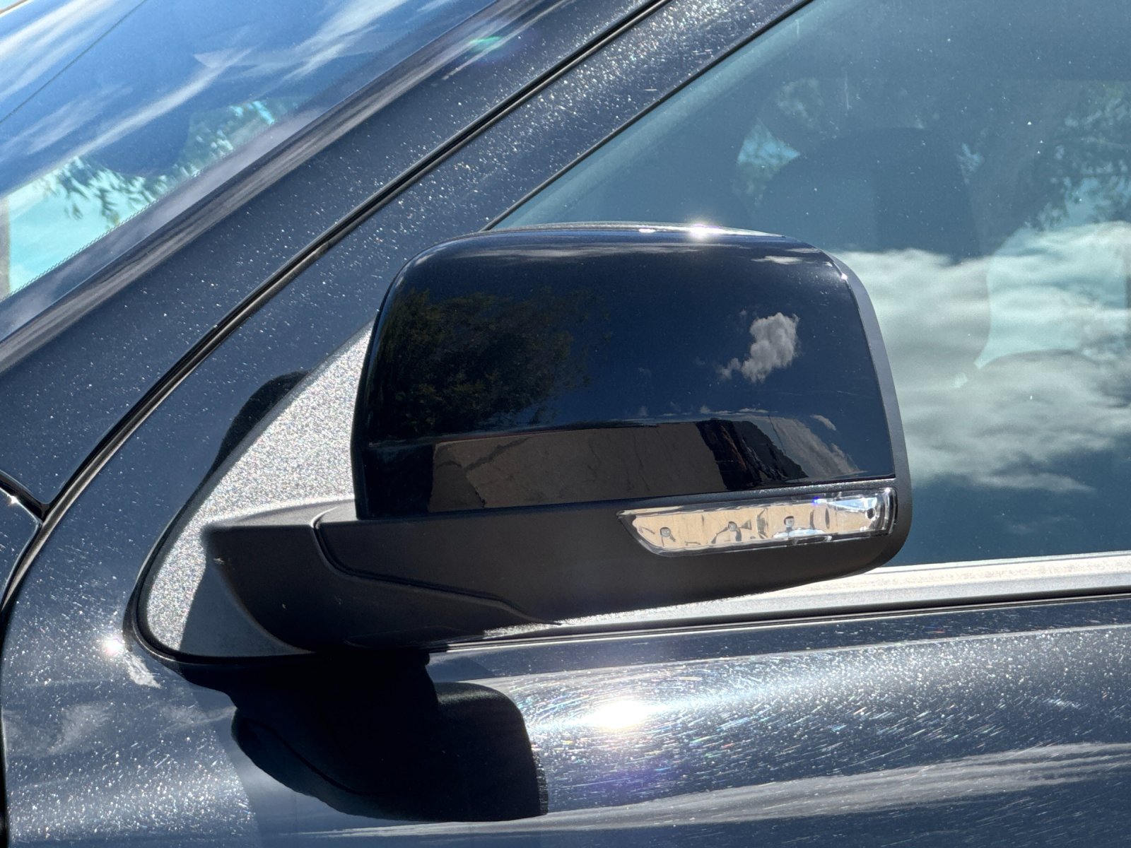Used 2025 Dodge Durango GT AWD/4WD image 43