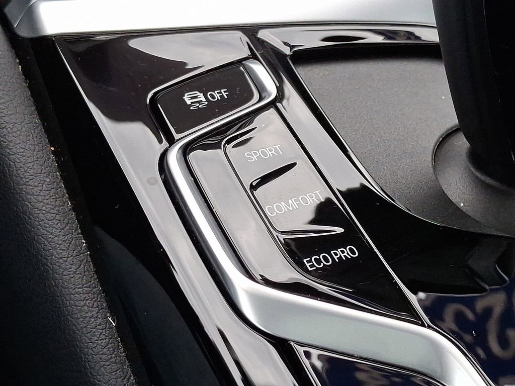 Certified 2023 BMW 530i xDrive w/ Premium Package image 26