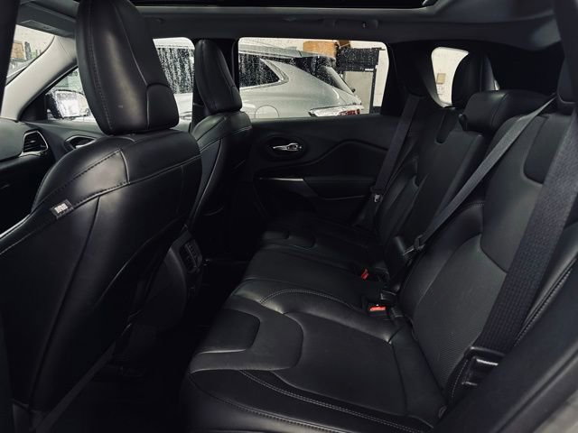 Used 2022 Jeep Cherokee Limited image 20