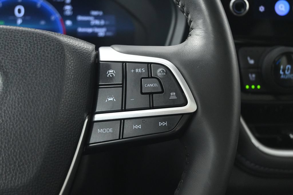 Used 2024 Toyota Grand Highlander AWD image 37
