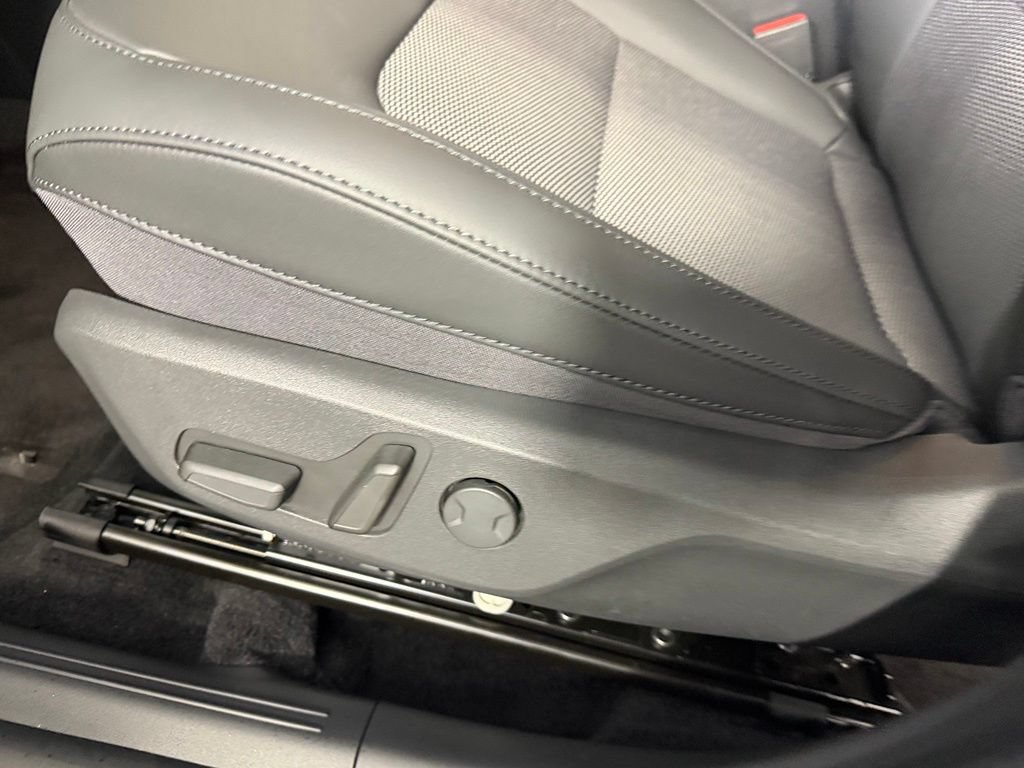Used 2025 Kia Niro Wind w/ Wind Preserve Package FWD image 25