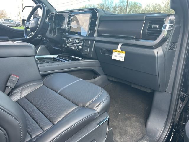 New 2026 Ford F250 Platinum AWD/4WD image 12