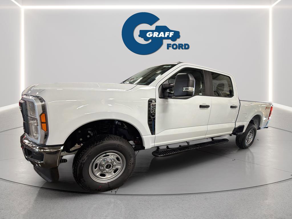 New 2026 Ford F250 XL w/ FX4 Off-Road Package image 2