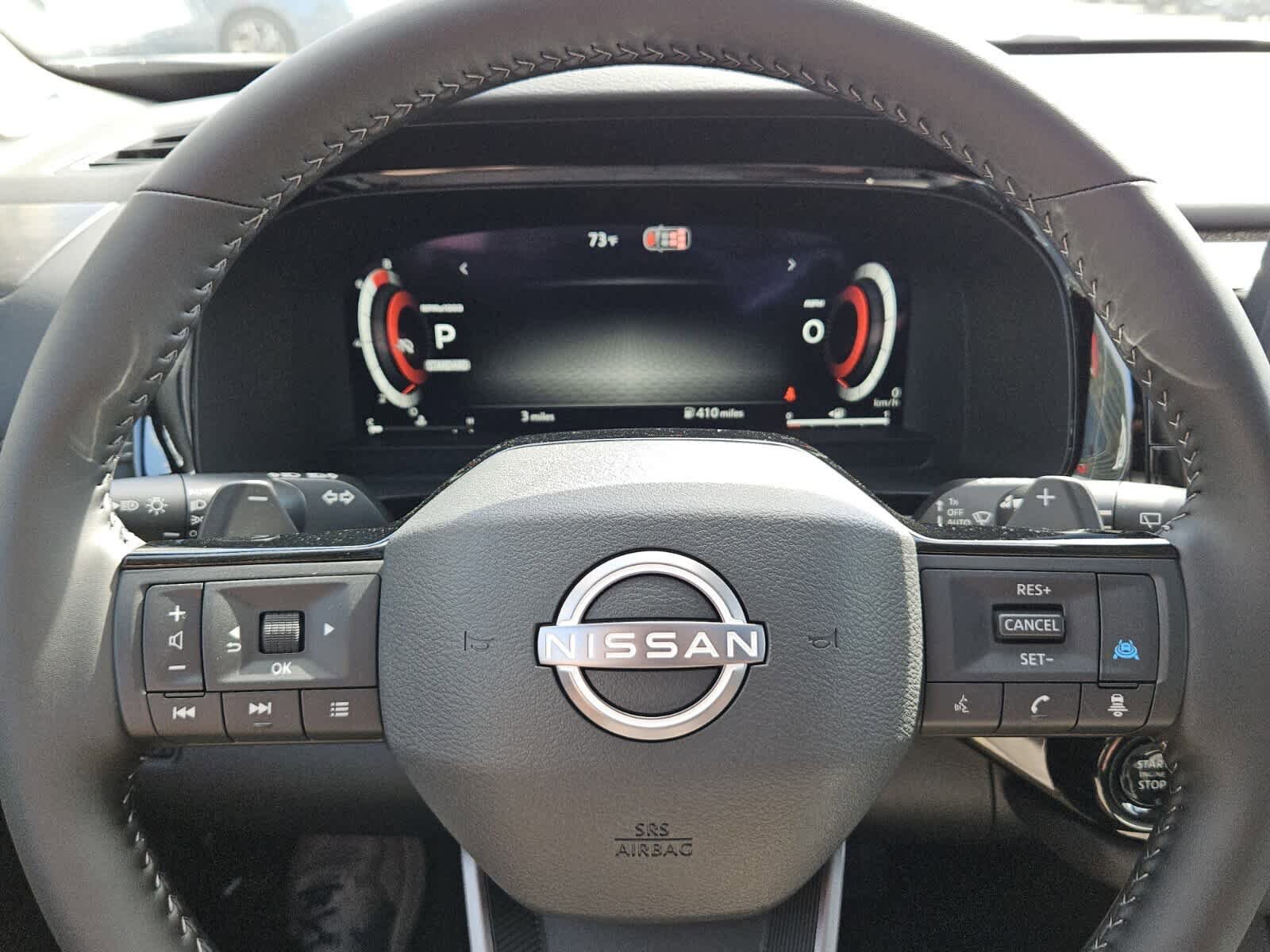 New 2026 Nissan Pathfinder Platinum FWD image 11