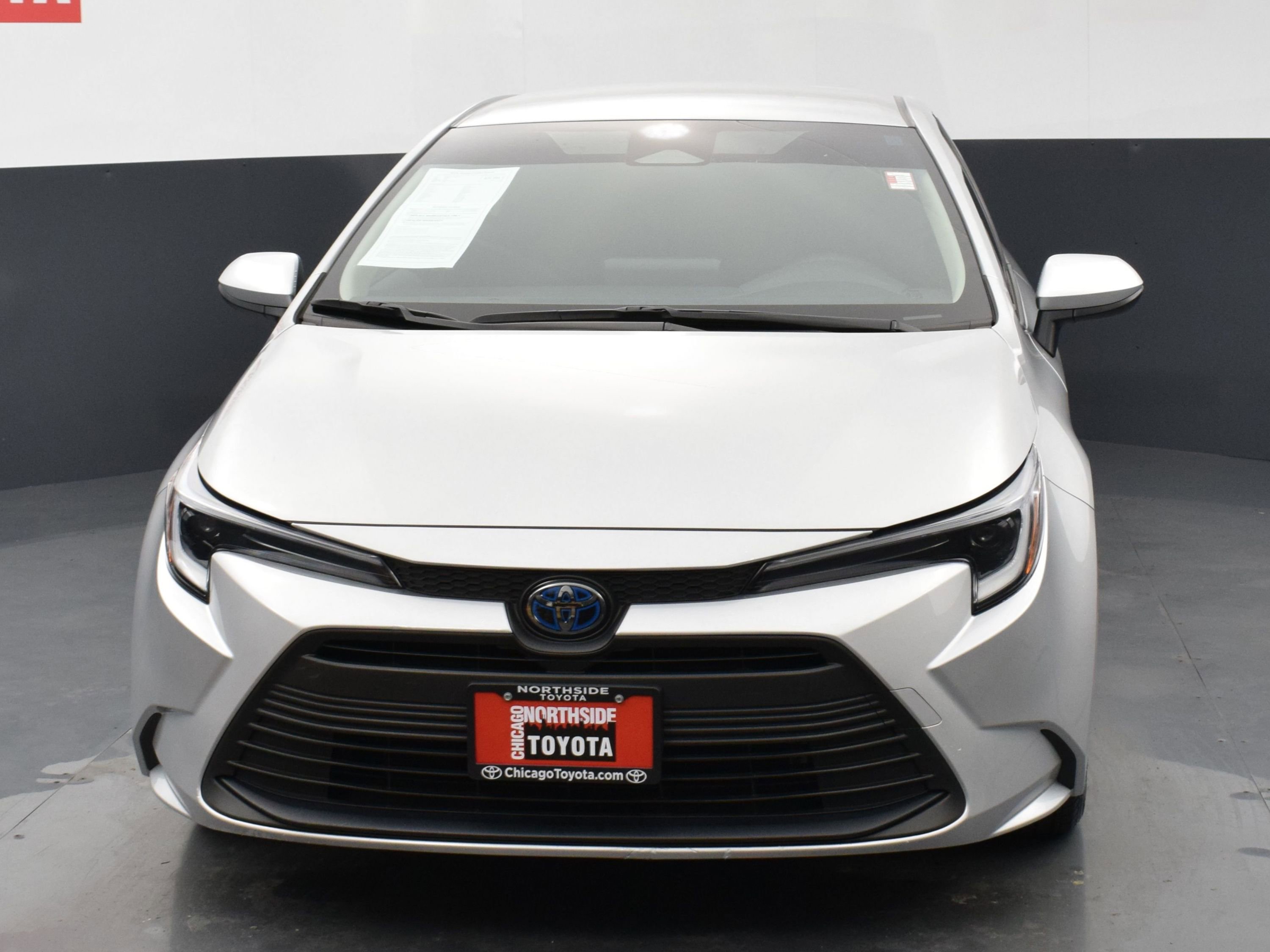 Used 2024 Toyota Corolla LE w/ LE Convenience Package image 7