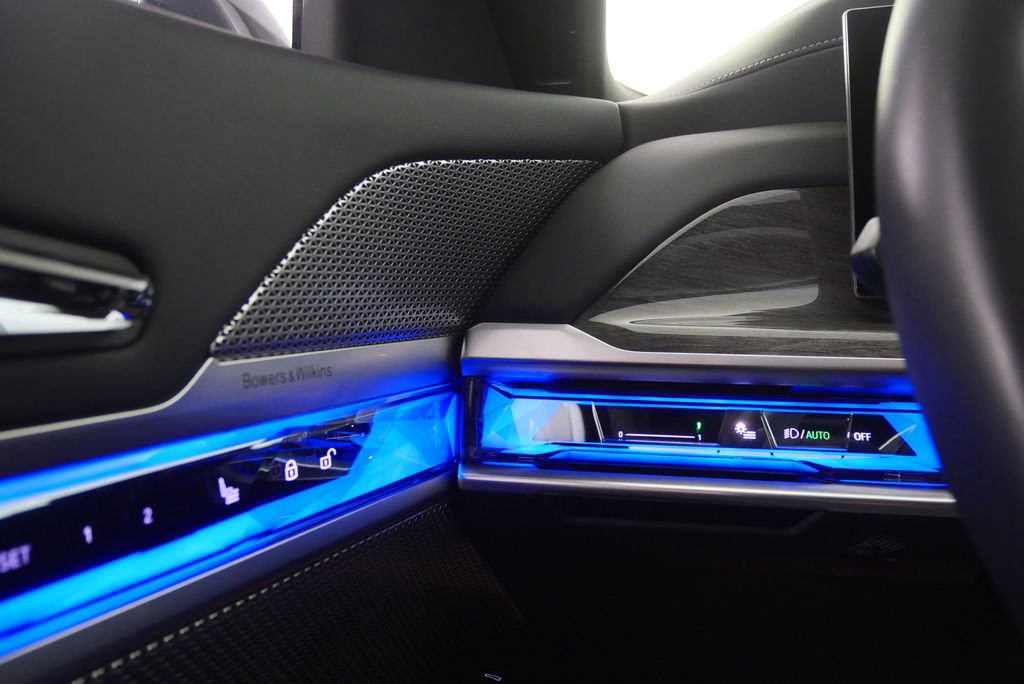 Certified 2025 BMW i7 eDrive50 image 19