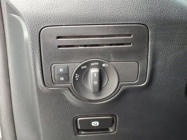 Used 2023 Mercedes-Benz Metris Passenger image 13