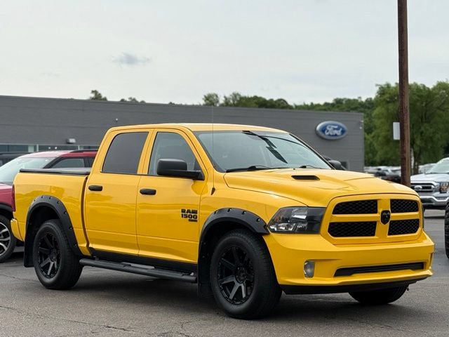 Used 2019 RAM 1500 Express w/ Wheel & Sound Group AWD/4WD image 32