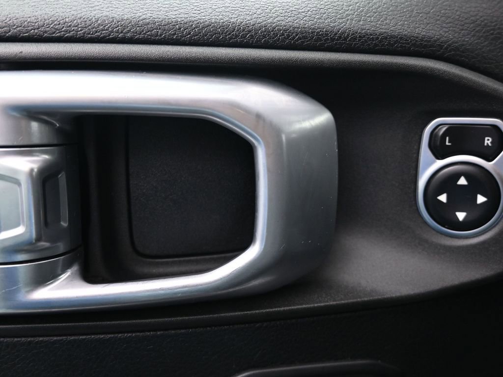 Used 2020 Jeep Wrangler Unlimited Sport S image 23