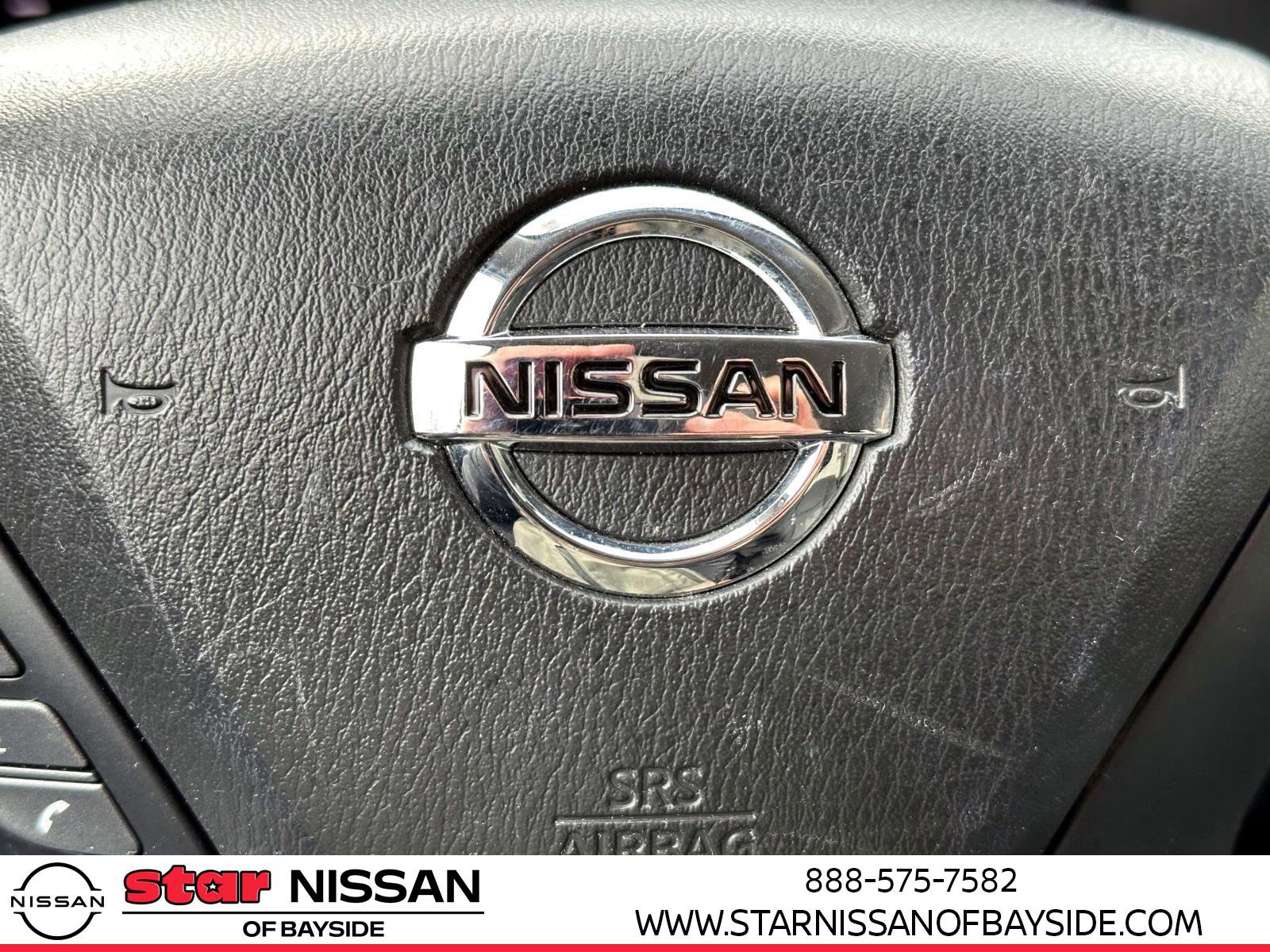 Used 2019 Nissan Pathfinder SV image 23