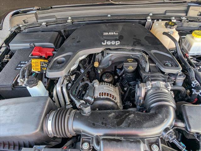 Certified 2021 Jeep Gladiator Willys image 22