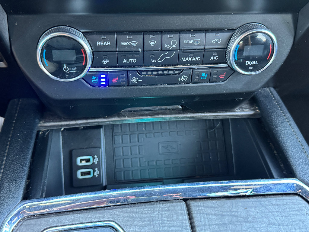 Used 2019 Ford Expedition Limited AWD/4WD image 21