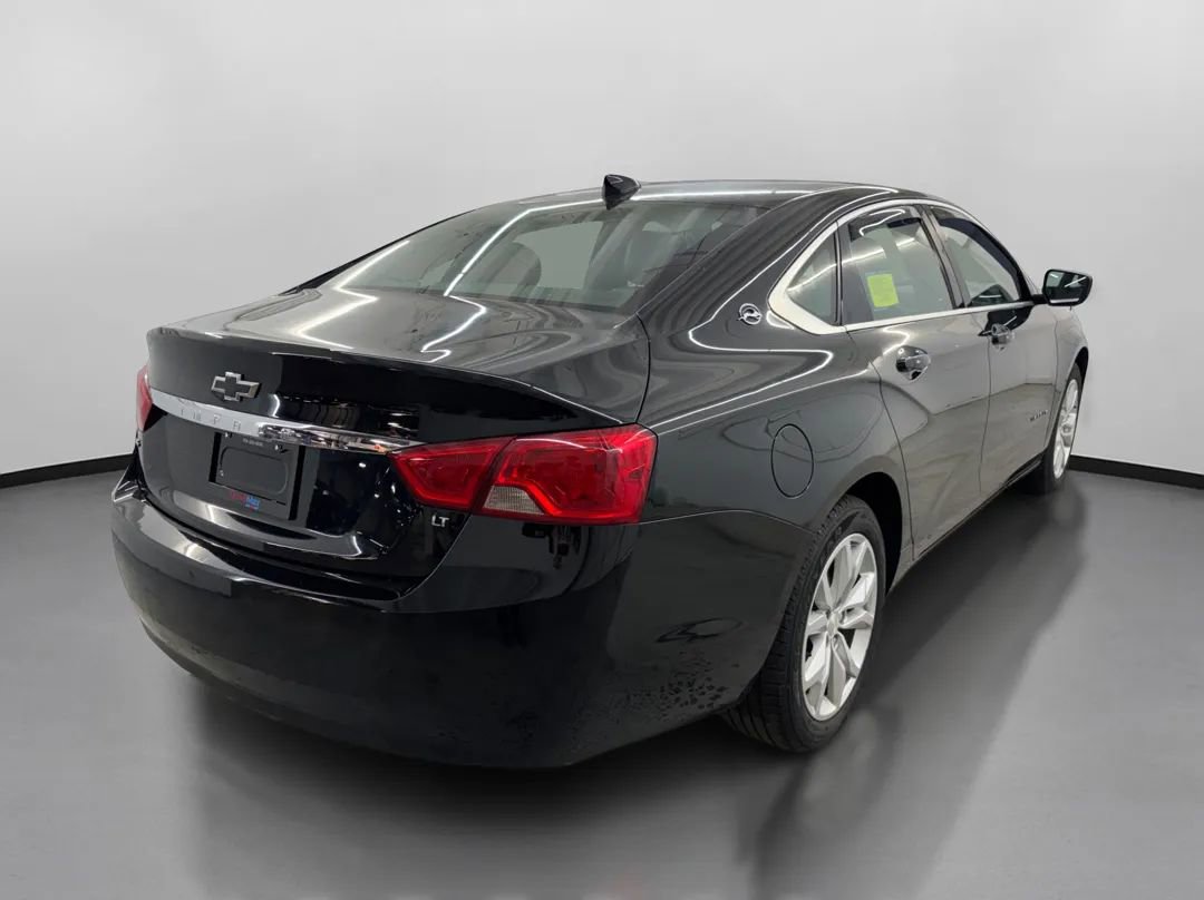 Used 2018 Chevrolet Impala LT w/ LT Entertainment Package FWD image 10