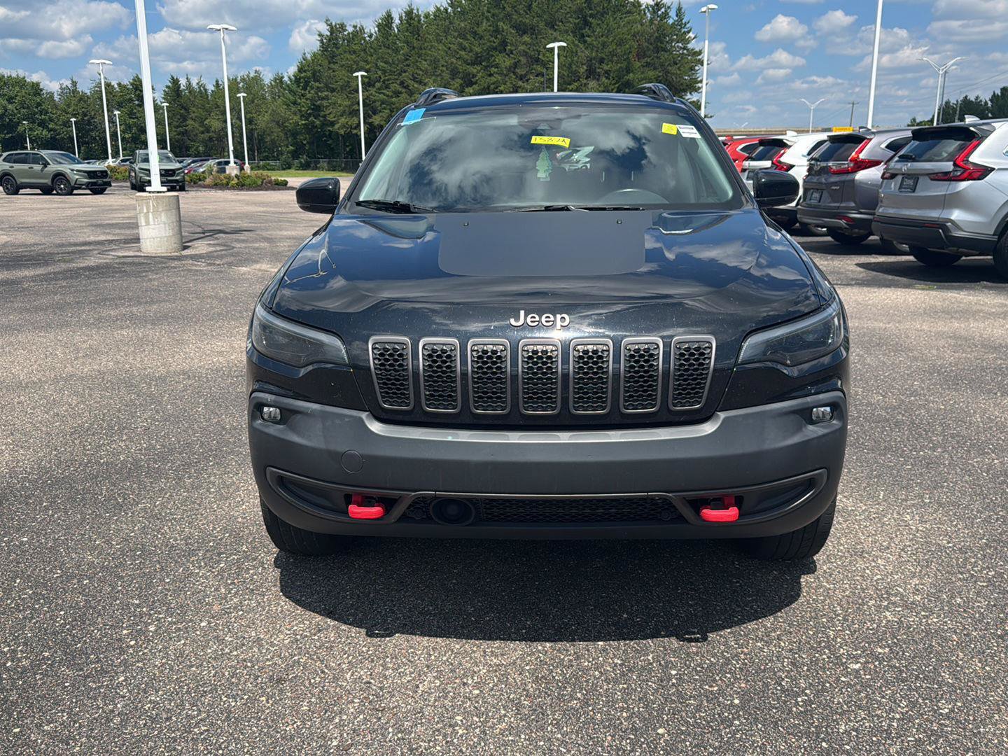 Used 2022 Jeep Cherokee Trailhawk AWD/4WD image 2