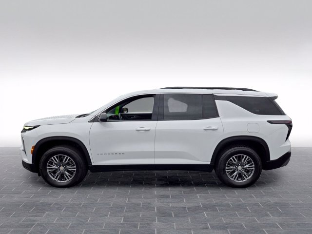 Used 2026 Chevrolet Traverse LT AWD/4WD image 4