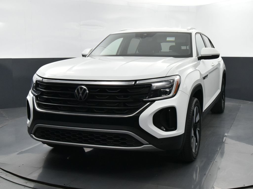 Used 2024 Volkswagen Atlas Cross Sport SE image 5