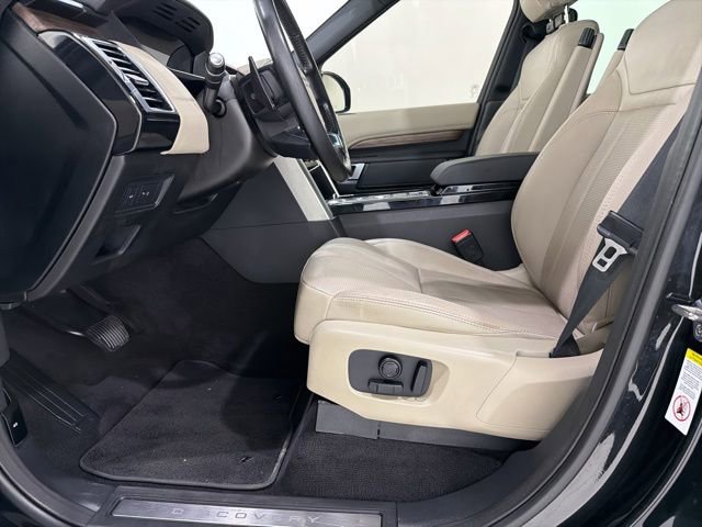 Used 2019 Land Rover Discovery HSE AWD/4WD image 29