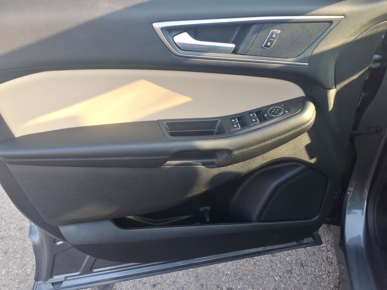 Certified 2024 Ford Edge SEL w/ Convenience Package image 11