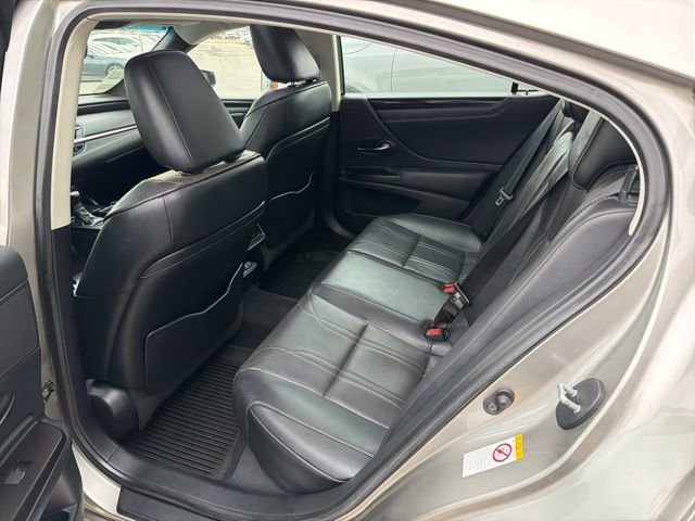 Used 2019 Lexus ES 350 w/ Accessory Package image 23
