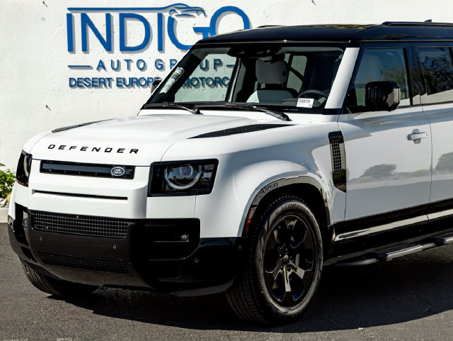 New 2026 Land Rover Defender 110 X-Dynamic SE AWD/4WD image 2