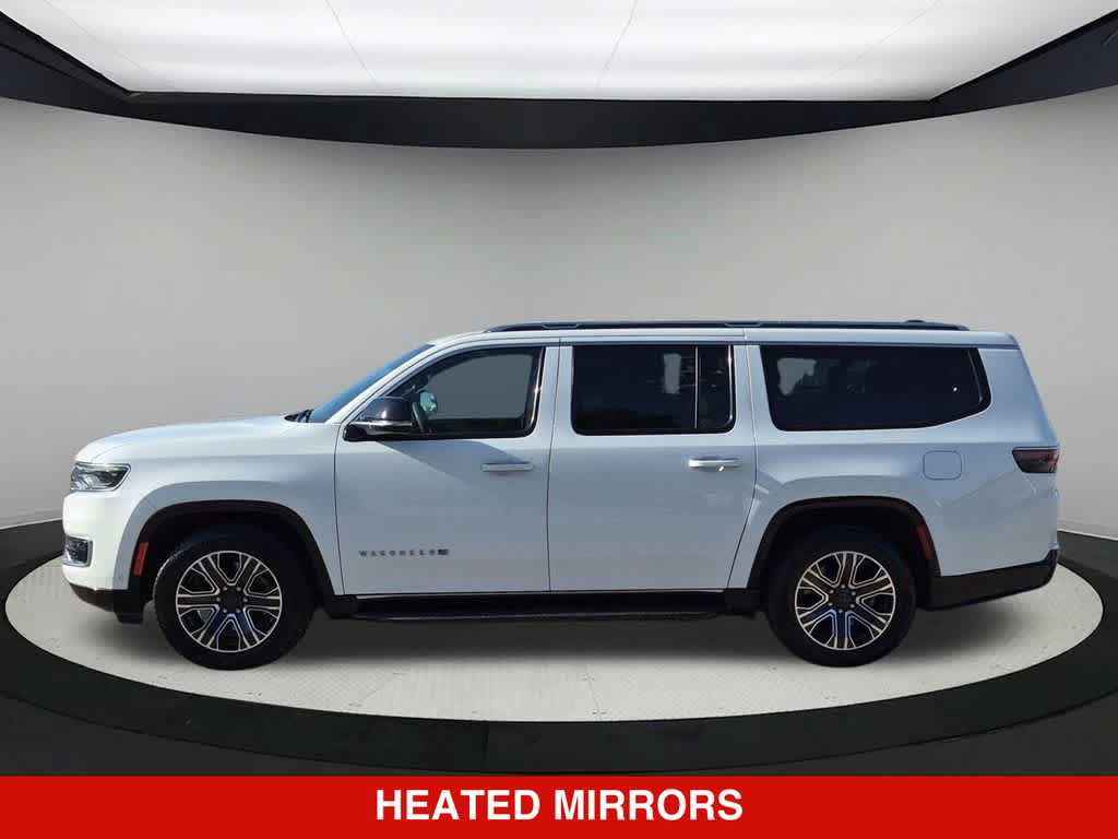 Used 2024 Jeep Wagoneer L Series II RWD image 3