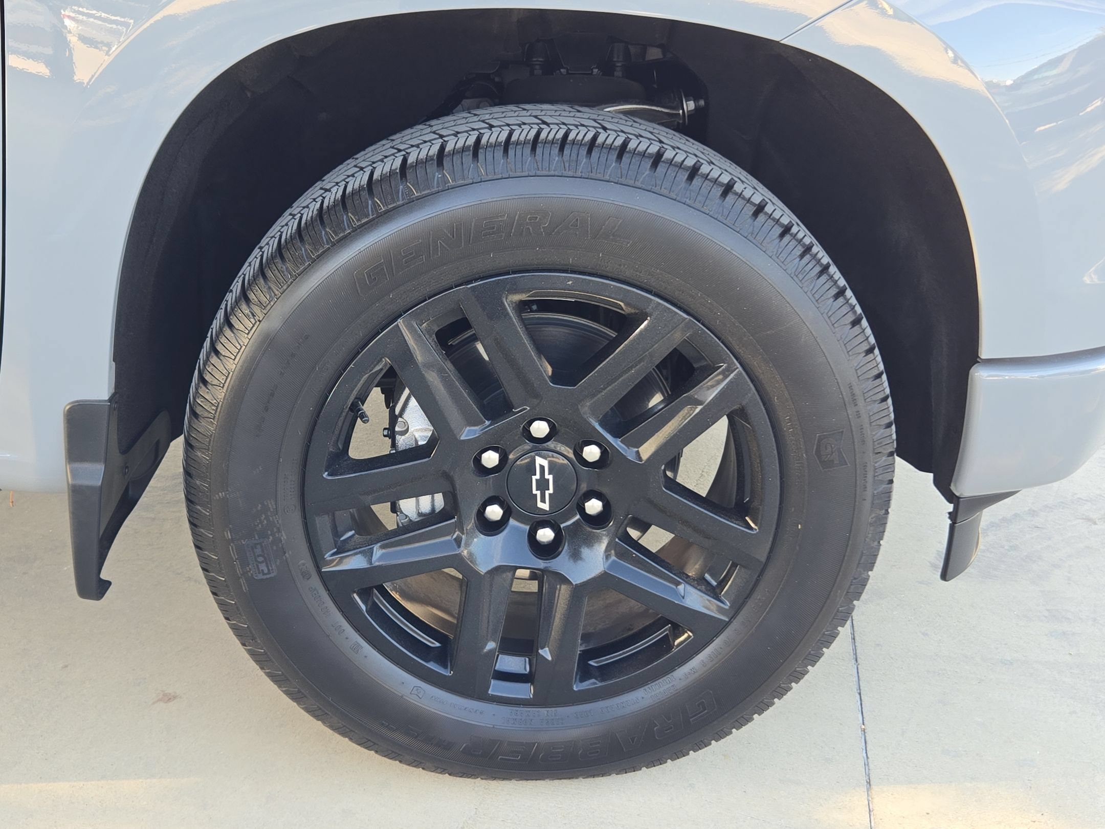 Certified 2024 Chevrolet Silverado 1500 Custom RWD image 25
