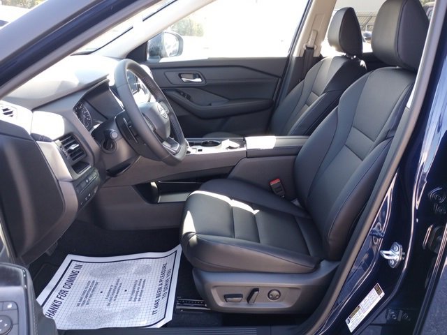 New 2026 Nissan Rogue SV image 10