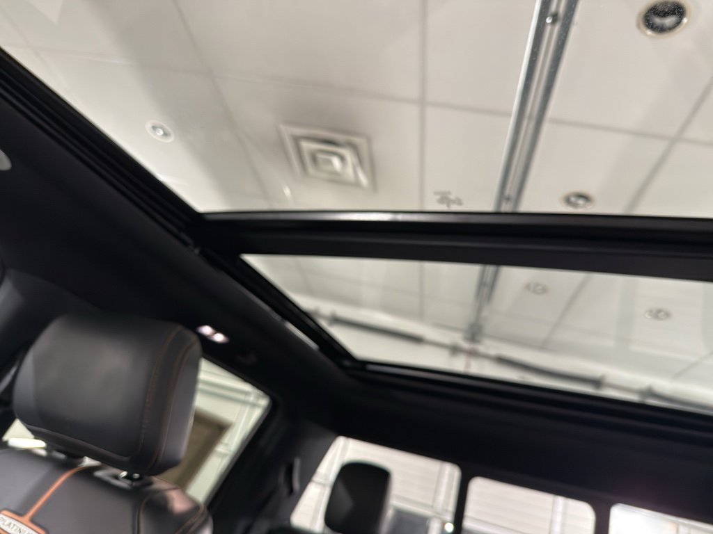 Used 2023 Ford F350 Platinum image 20