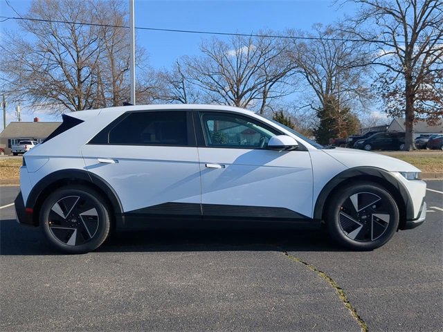 New 2026 Hyundai Ioniq 5 SEL image 3