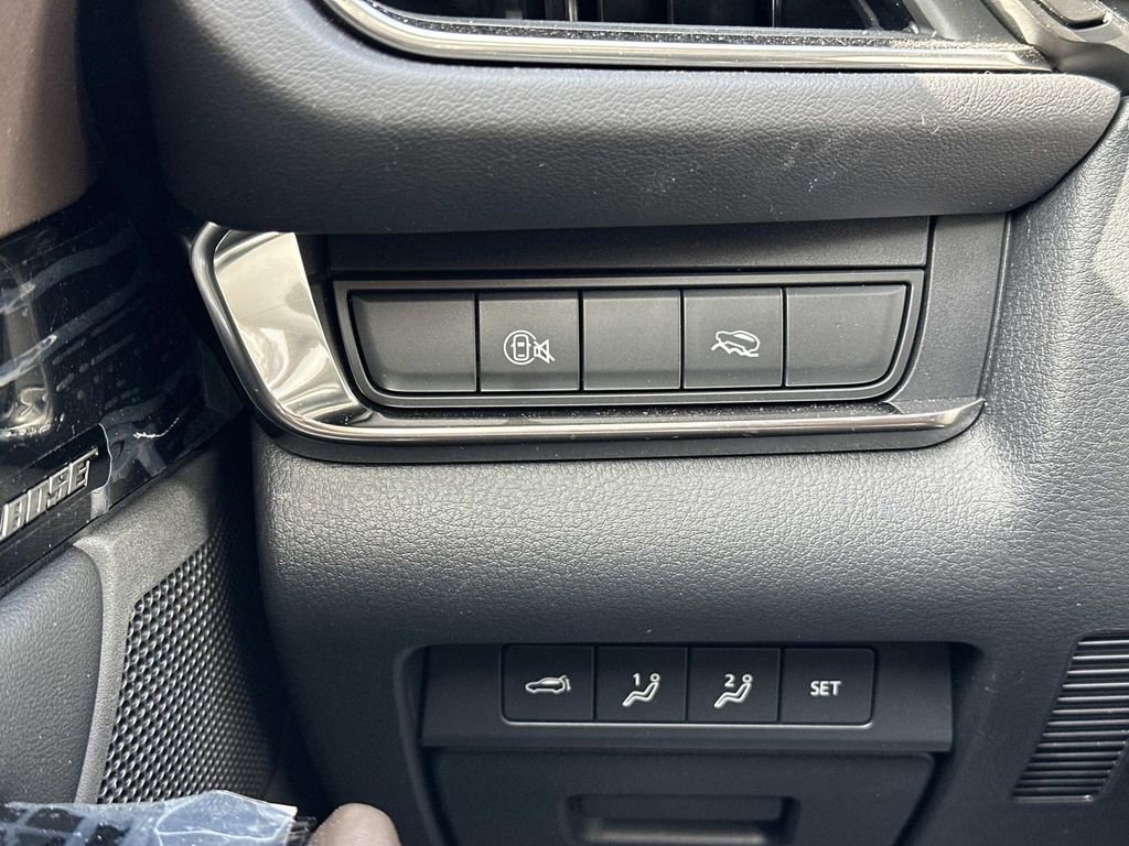 Used 2025 MAZDA CX-30 AWD 2.5 S w/ Premium Package image 19