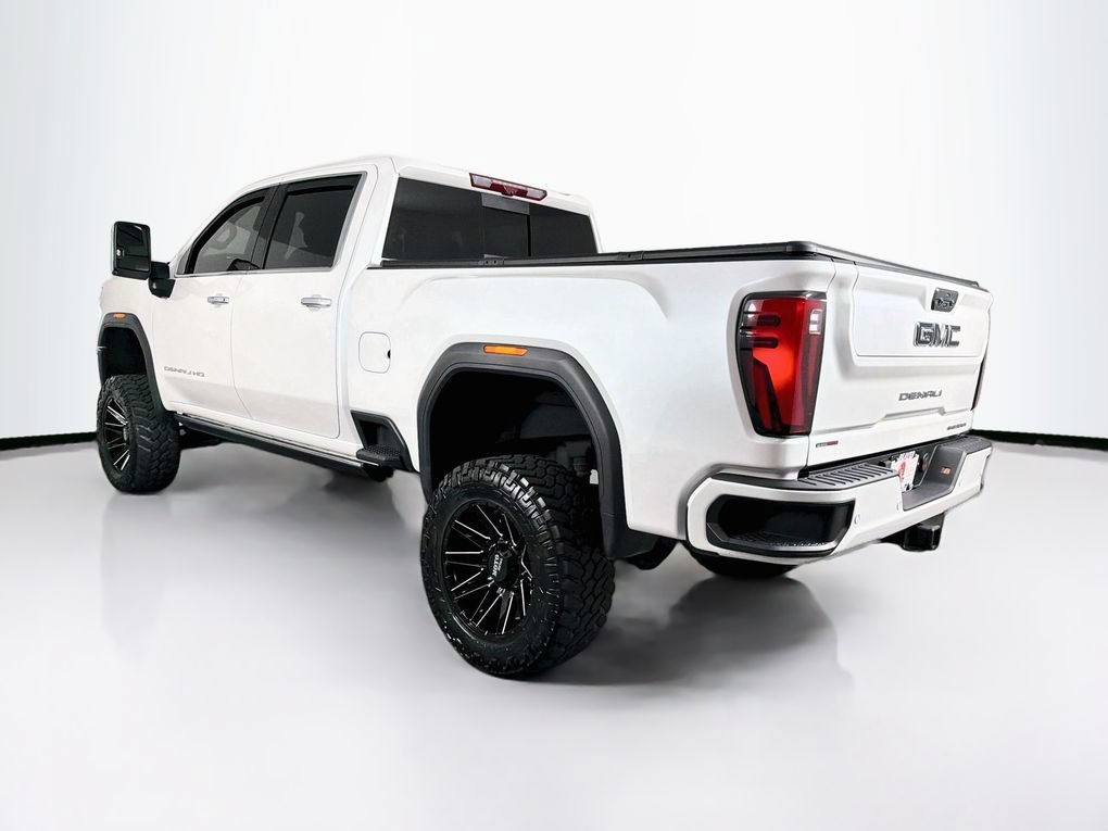 Used 2024 GMC Sierra 2500 Denali Ultimate AWD/4WD image 7