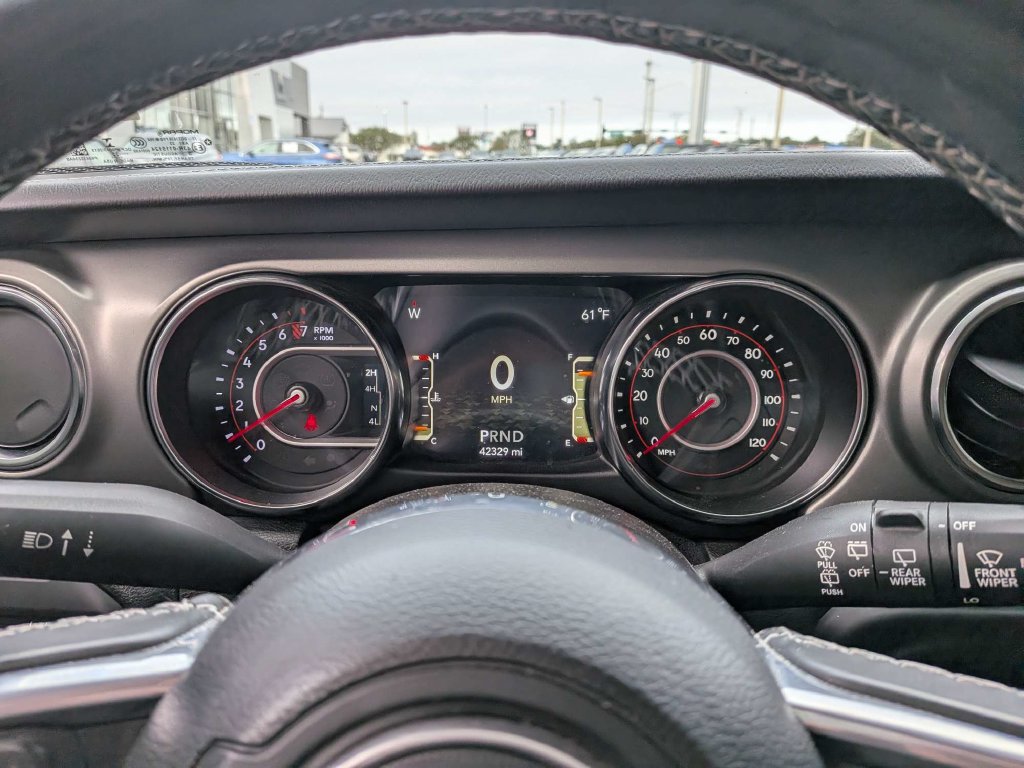 Used 2021 Jeep Wrangler Unlimited Rubicon AWD/4WD image 26