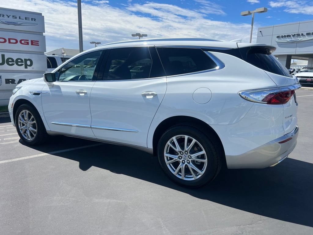 Used 2023 Buick Enclave Essence w/ Experience Buick Package FWD image 24