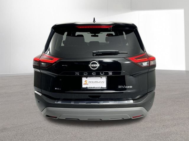 Used 2023 Nissan Rogue SV image 32