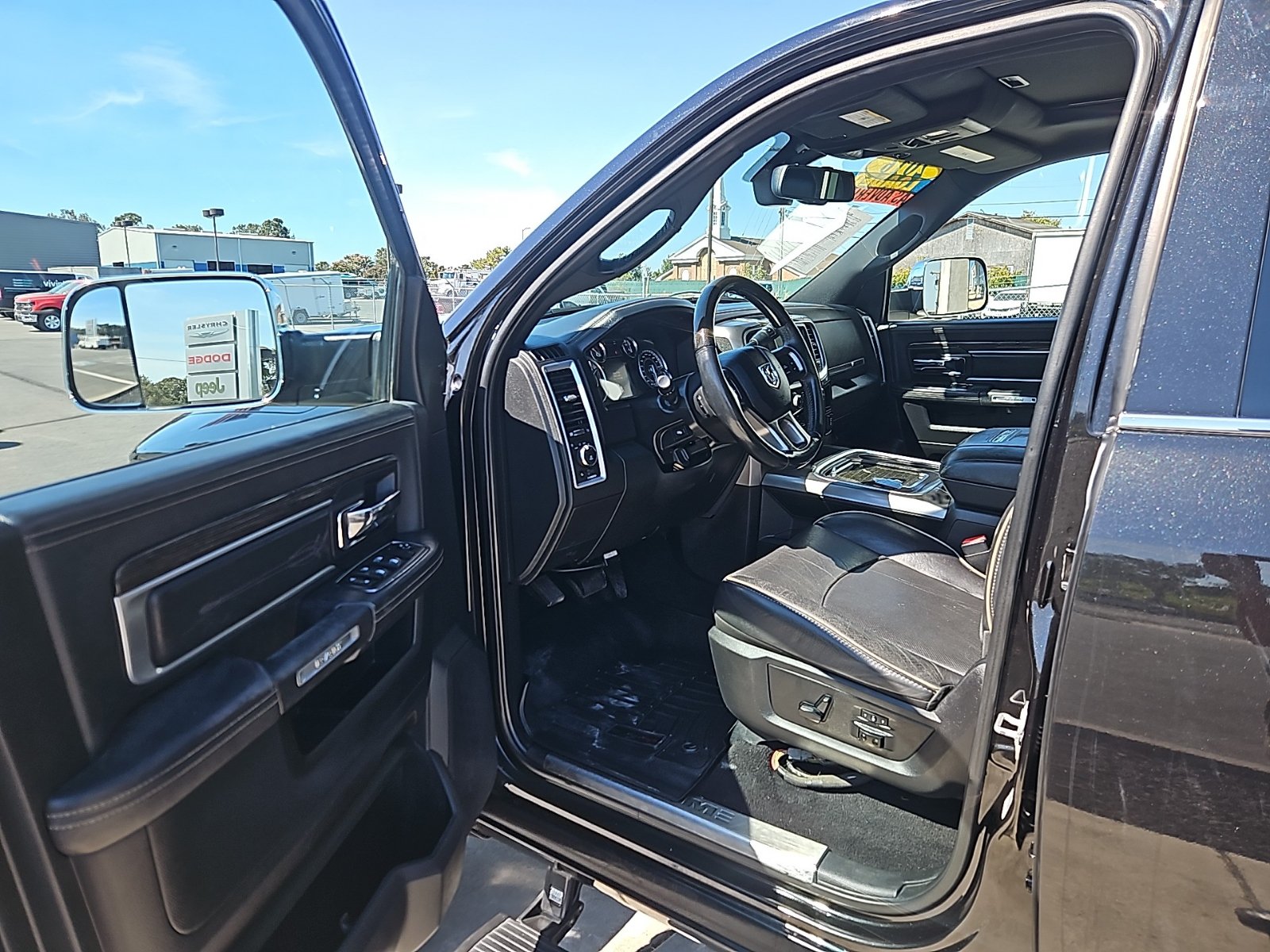 Used 2016 RAM 2500 Limited AWD/4WD image 14