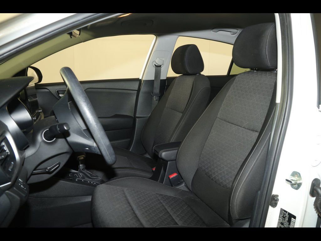 Used 2023 Kia Rio S w/ Technology Package image 13