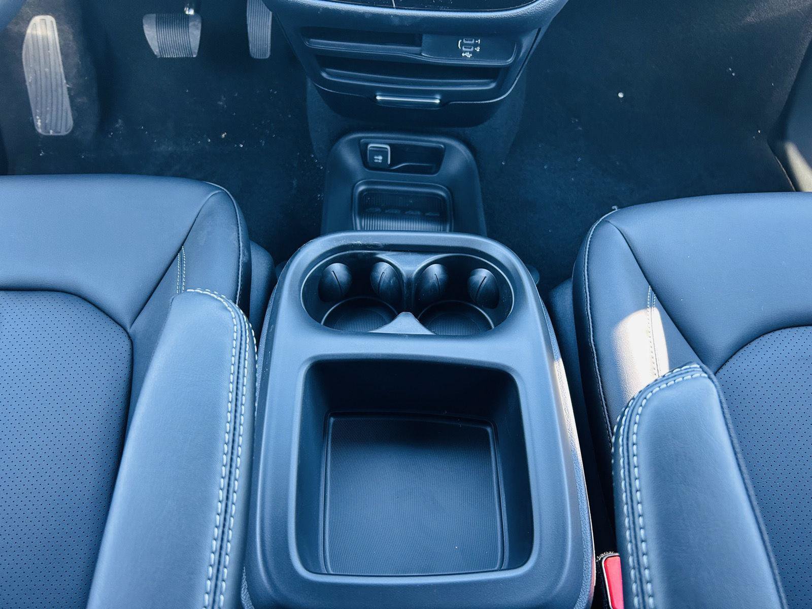 New 2026 Chrysler Voyager LX FWD image 23