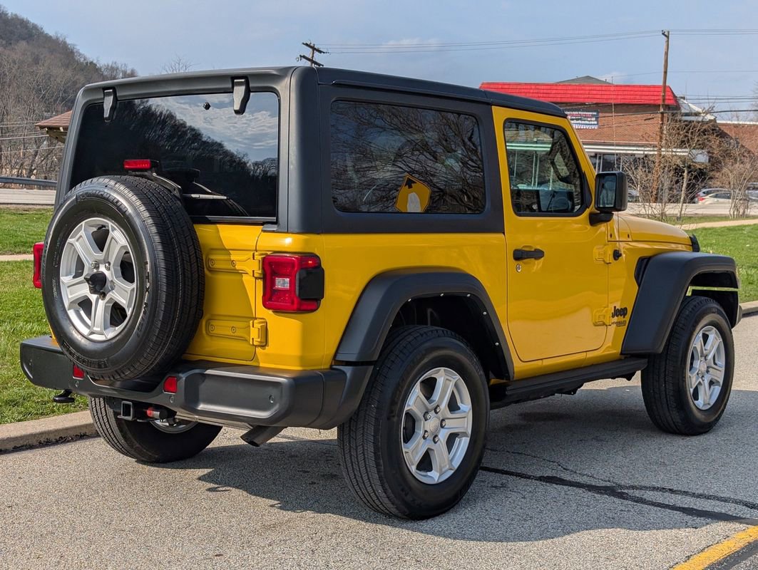 Used 2021 Jeep Wrangler Sport AWD/4WD image 6