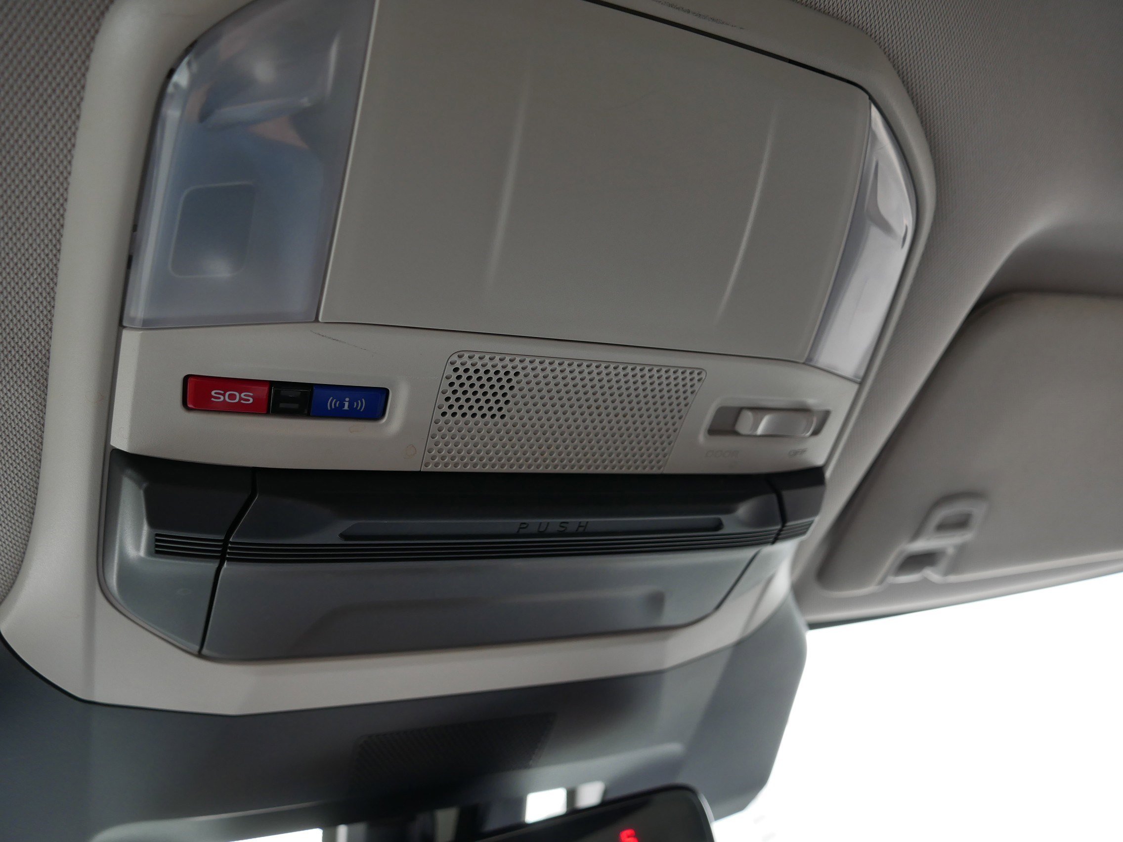 Used 2023 Subaru Ascent Limited image 32